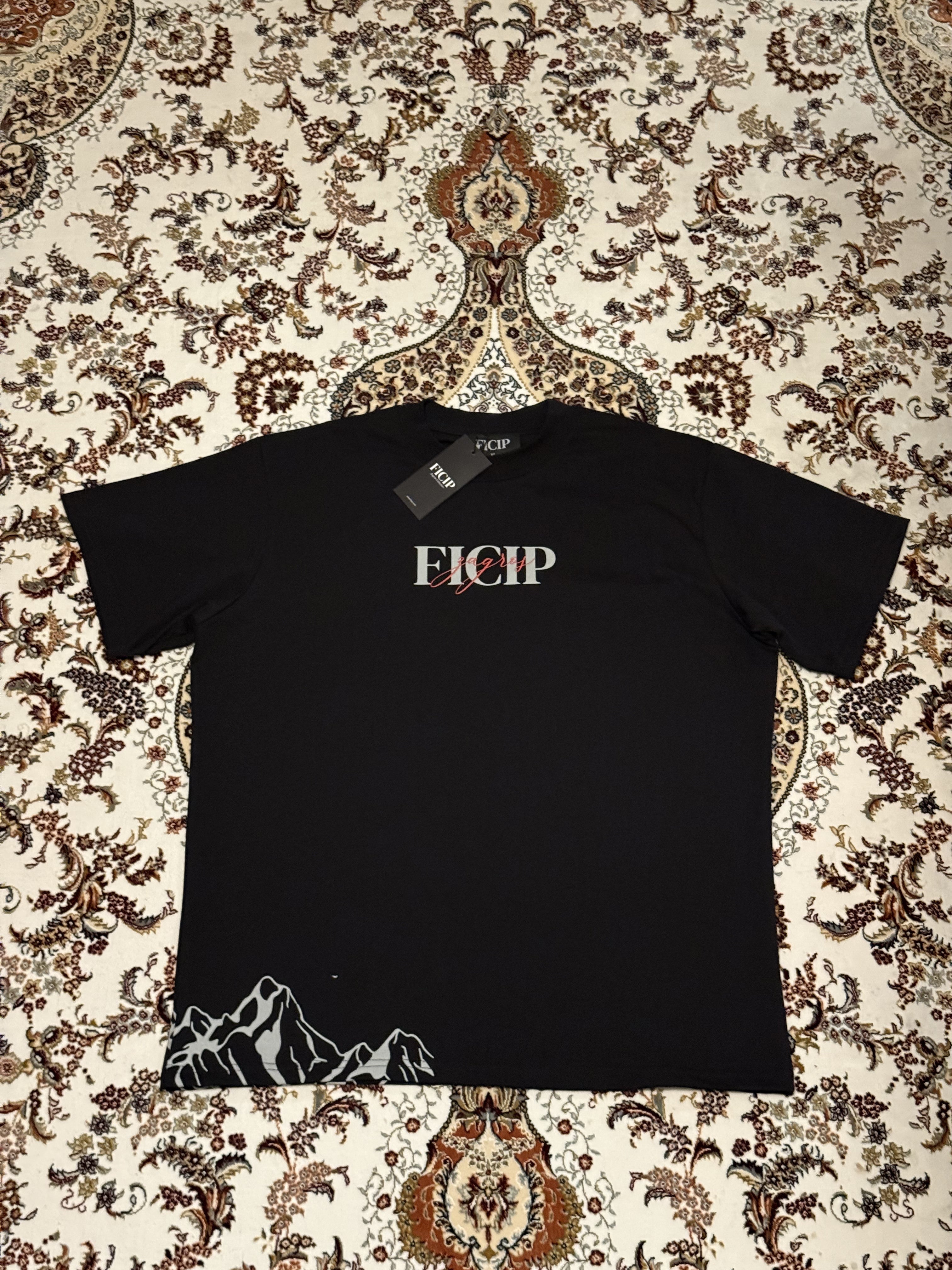 Black signature tee